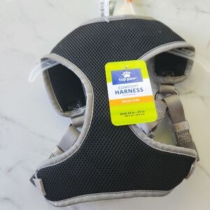 Girth 23 - 27  top paw dog harness